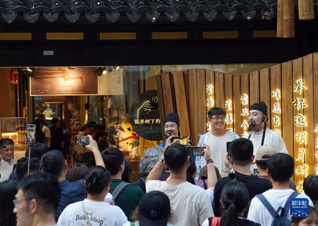 哪个平台有绑卡的信息